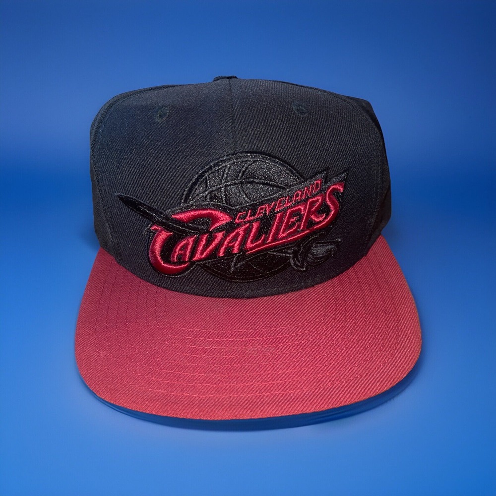 Cleveland Cavaliers Cap Cavs NBA Mitchell & Ness Snapback Black Maroon